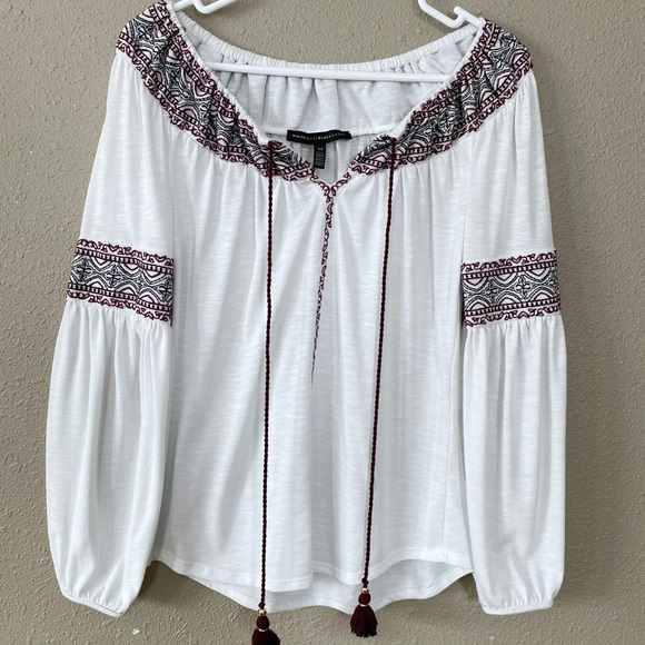 White House Black Market top - Picture 2 of 10